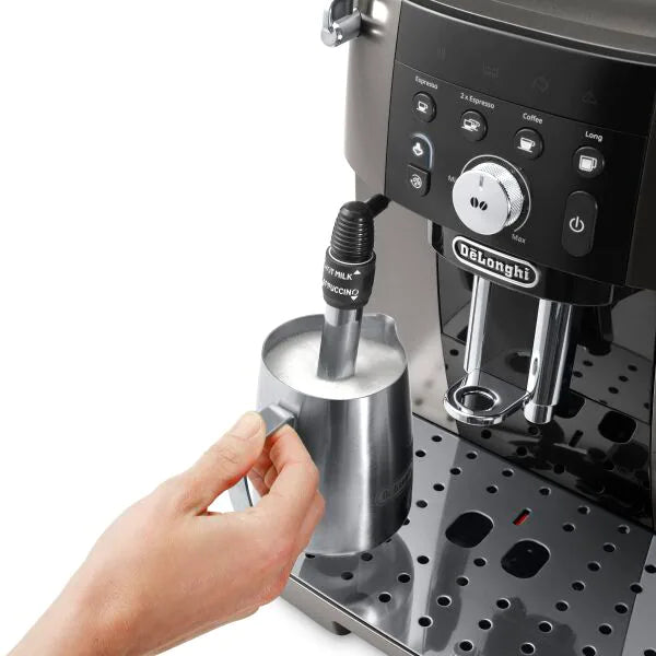 DeLonghi | Magnifica Automatic Coffee Machine | Espresso and Cappuccino Maker | Black | FEB2533.TB