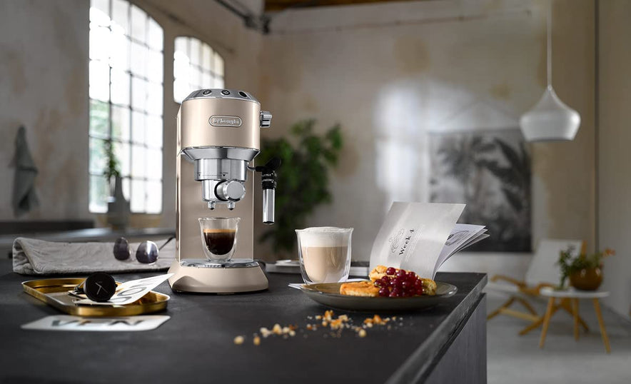 DeLonghi Barista Pump Espresso Coffee Machine | Manual | EC785.BG